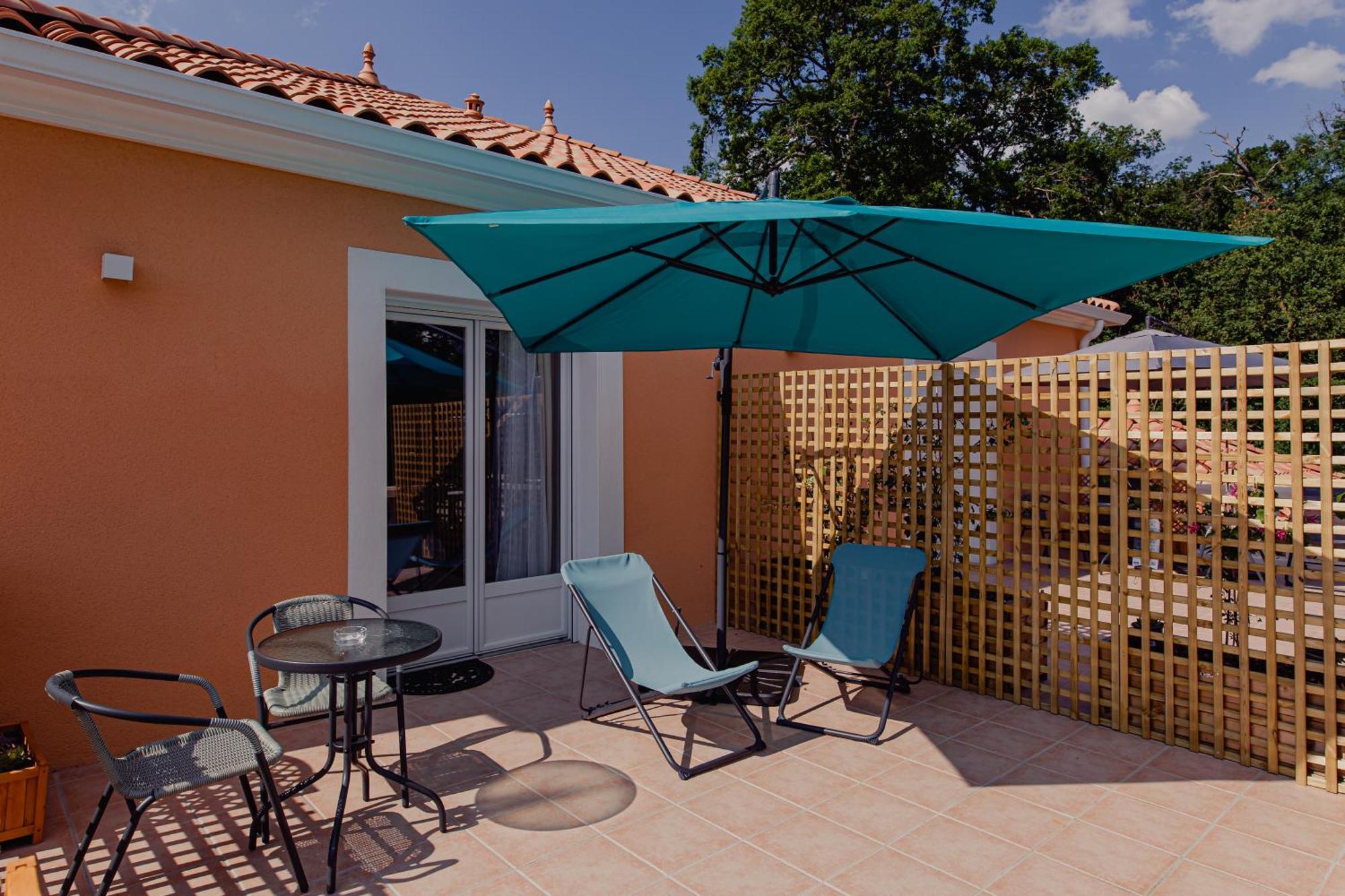 Villa Des Chenes-Adult Only Saint-Doulchard Buitenkant foto